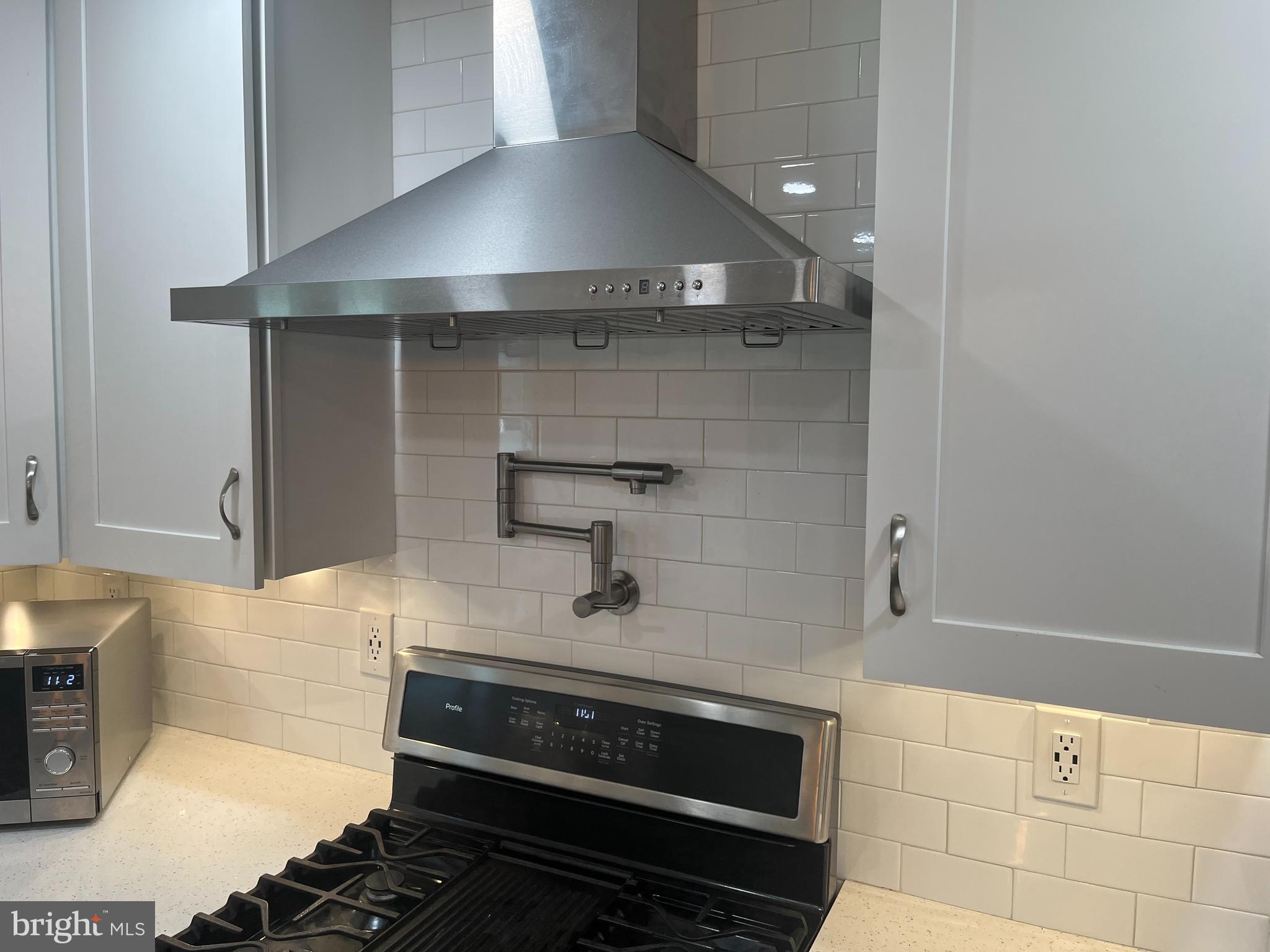 17 Van Saun Drive Ewing, NJ 08618 - Photo 13 of 26