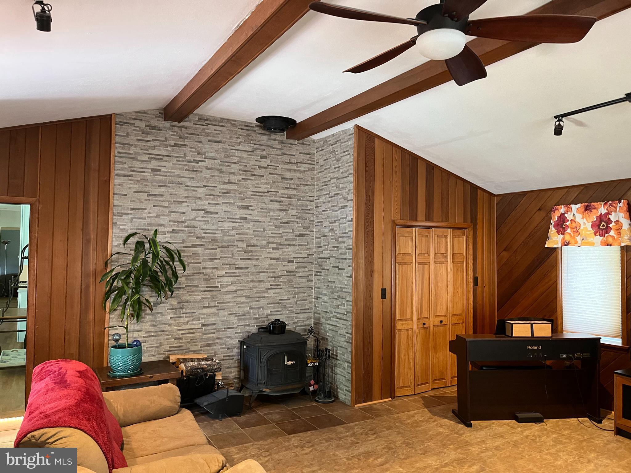 17 Van Saun Drive Ewing, NJ 08618 - Photo 16 of 26