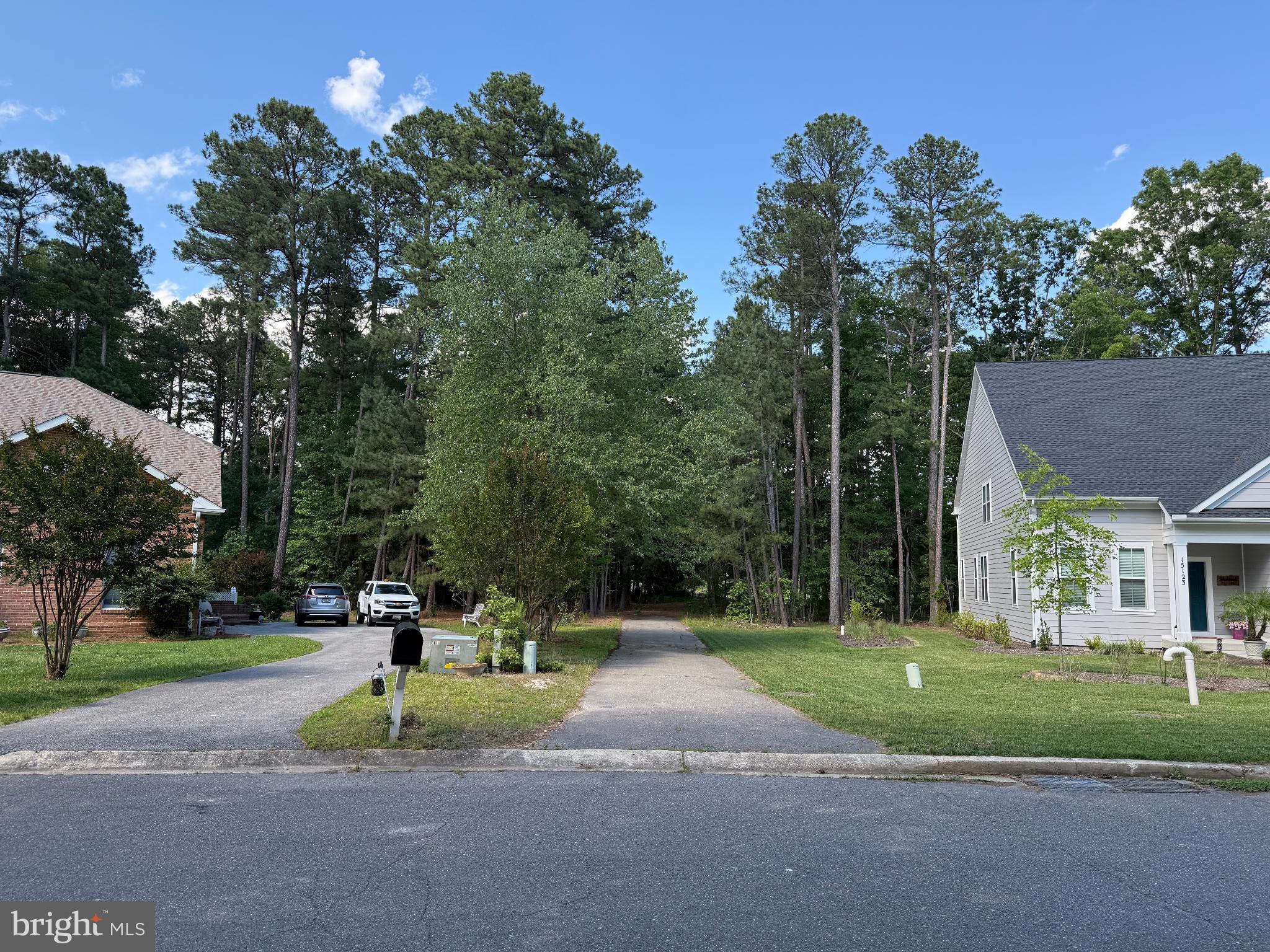15127 Beacon Hill Circle Issue, MD 20645 - Photo 2 of 18 a house view with a outdoor space