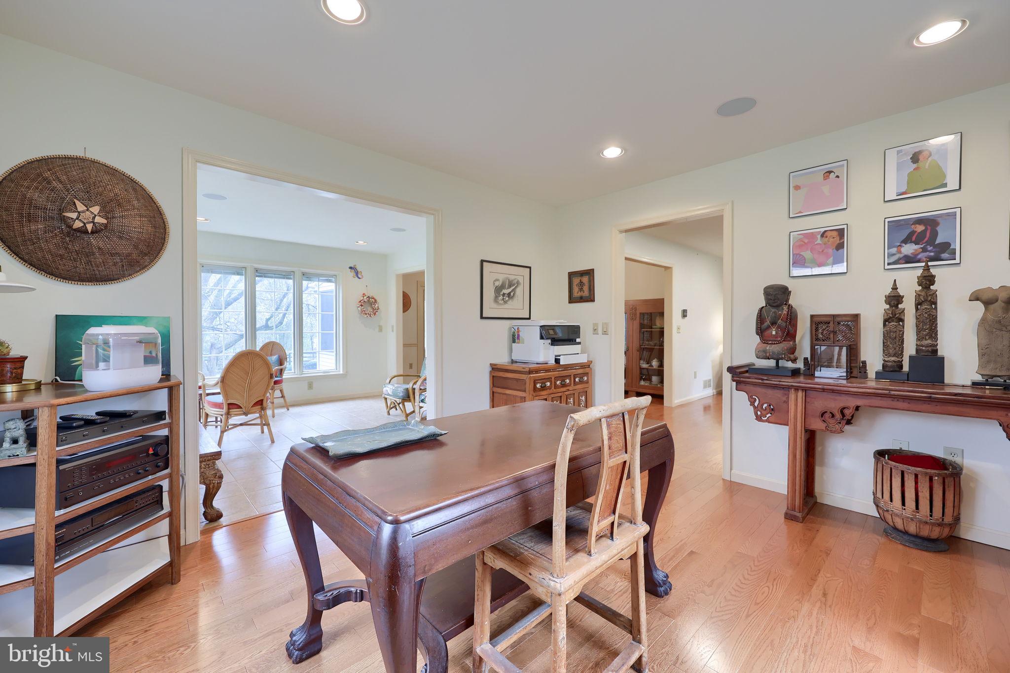 412 Wetherburn Drive Lancaster, PA 17601 - Photo 24 of 37 a view of a dining room with furniture and wooden floor
