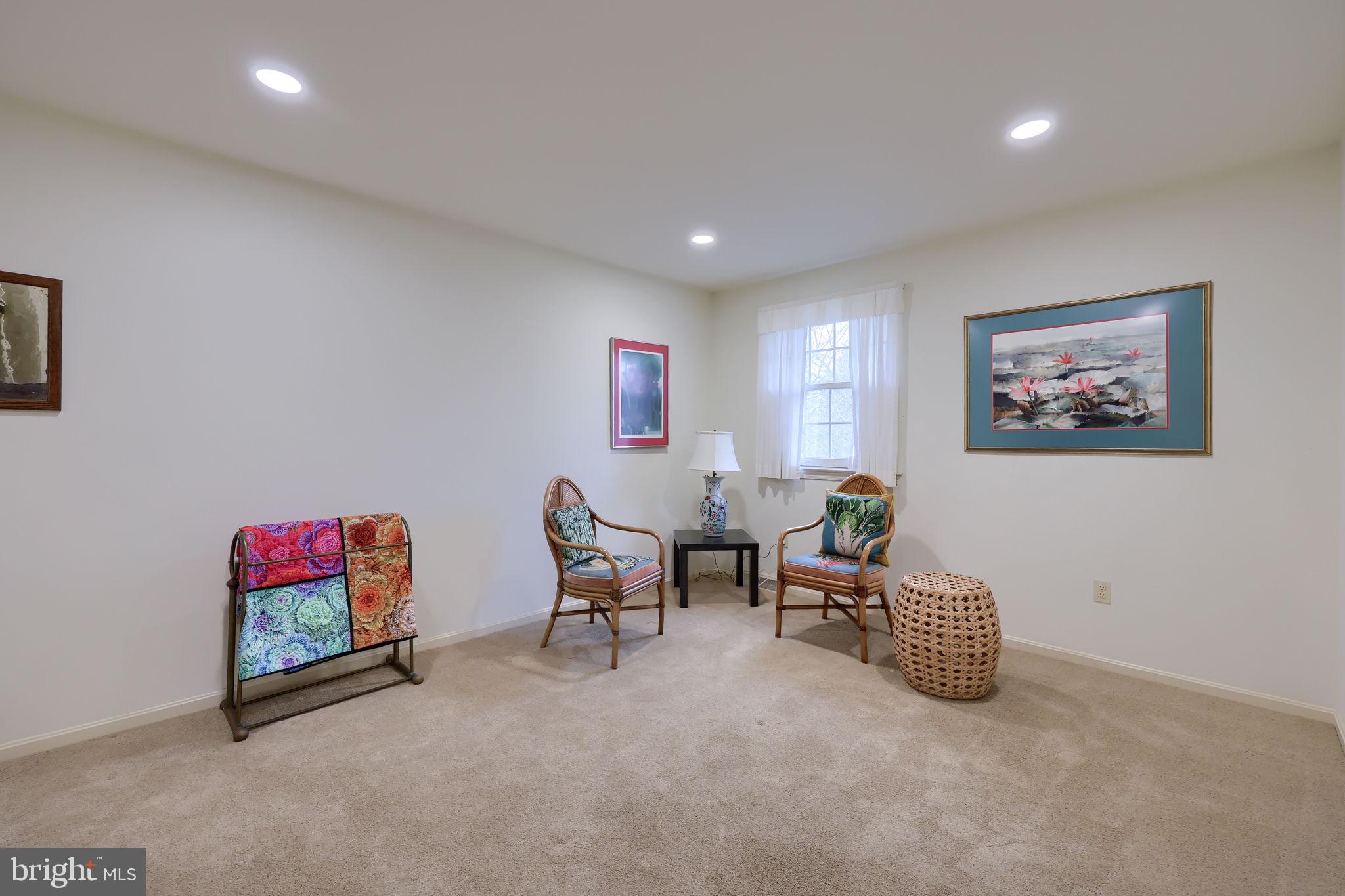 412 Wetherburn Drive Lancaster, PA 17601 - Photo 27 of 37 a living room with furniture