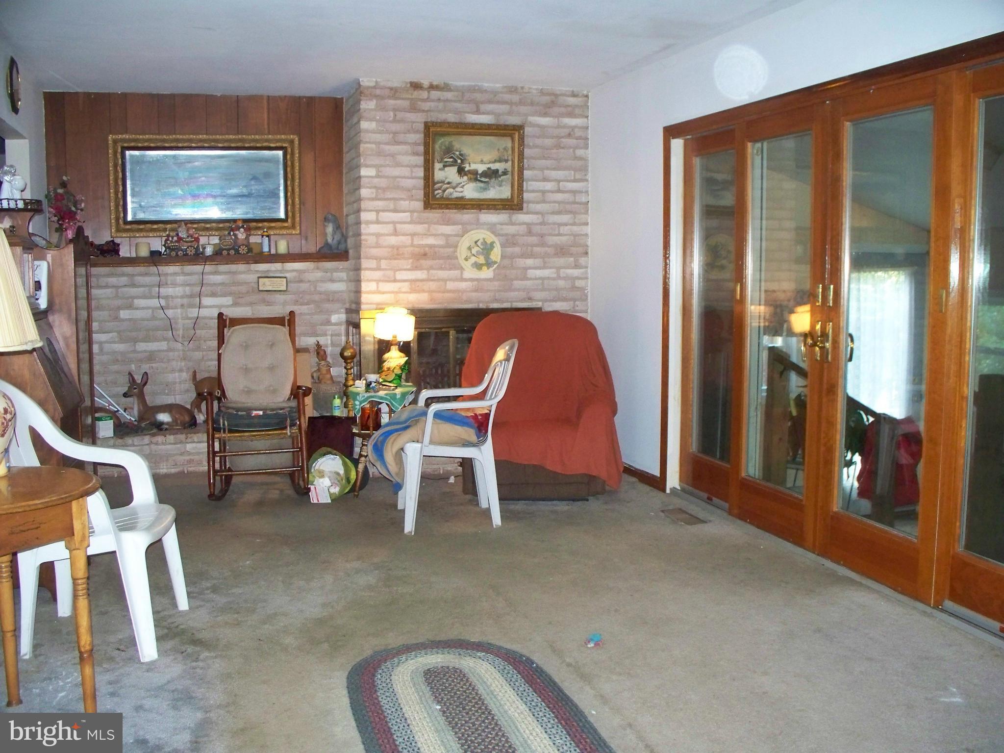 624 Carsins Run Road Aberdeen, MD 21001 - Photo 15 of 19 Living Room