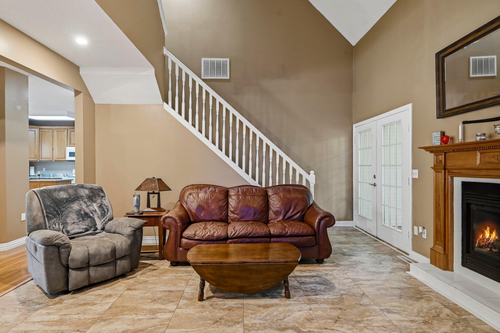2611 North Rhodes Circle Ozark, MO 65721 - Photo 4 of 48 rhoads3