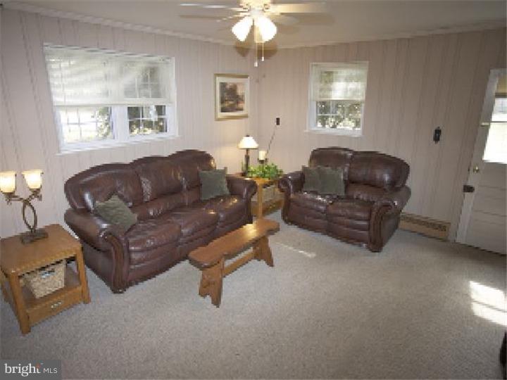 431 Dorset Road Devon, PA 19333 - Photo 9 of 15 Family Room