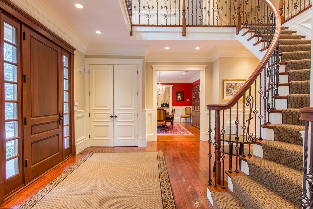 69 Denny Road Brookline, MA 02467 - Photo 4 of 30