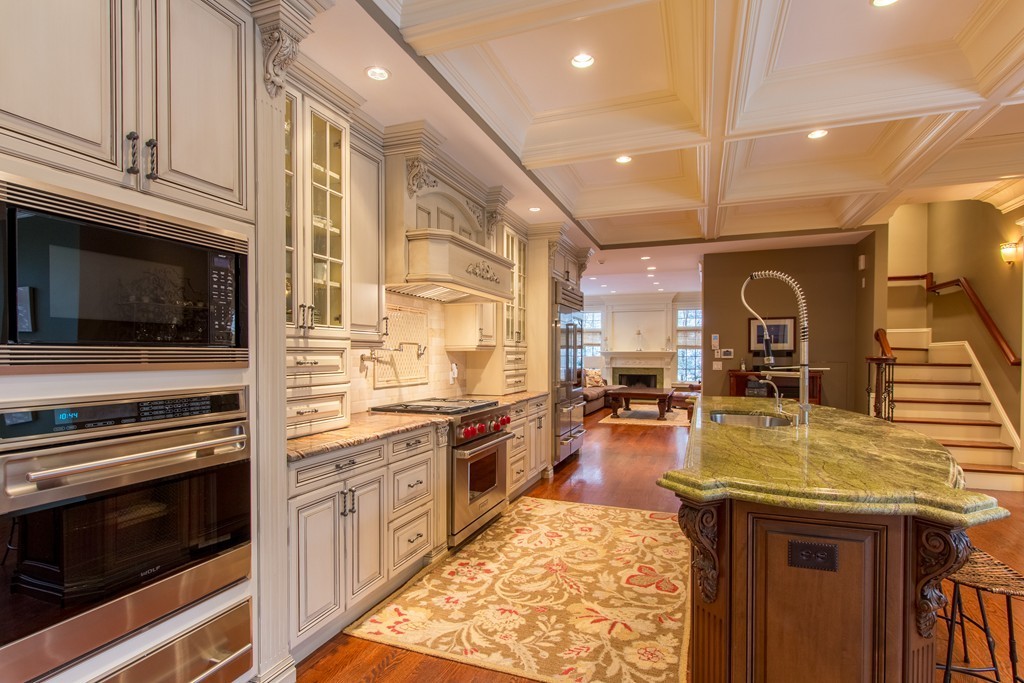 69 Denny Road Brookline, MA 02467 - Photo 7 of 30