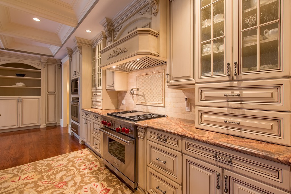 69 Denny Road Brookline, MA 02467 - Photo 8 of 30