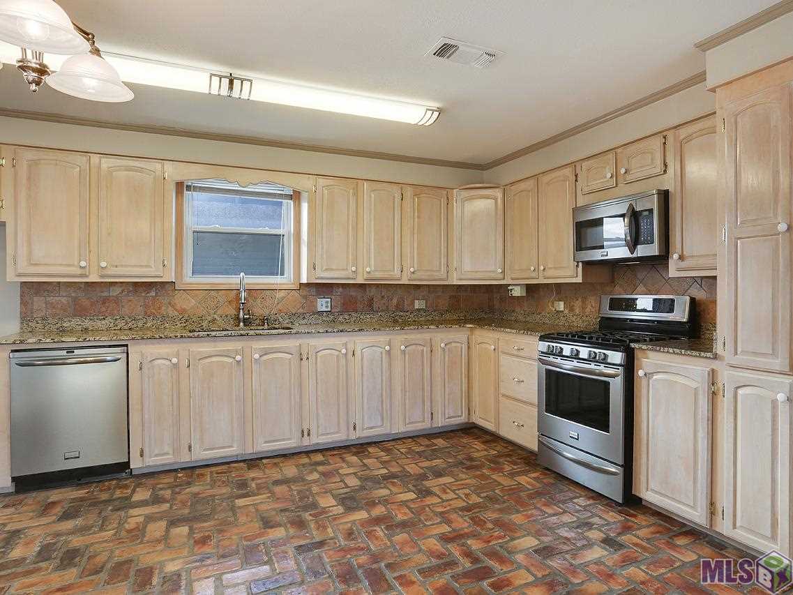 12540 Brogdon Lane Baton Rouge, LA 70816 - Photo 4 of 17 Gallery Image 4