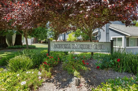 $425,000 | 734 Racquet Club Circle, Rohnert Park, CA 94928