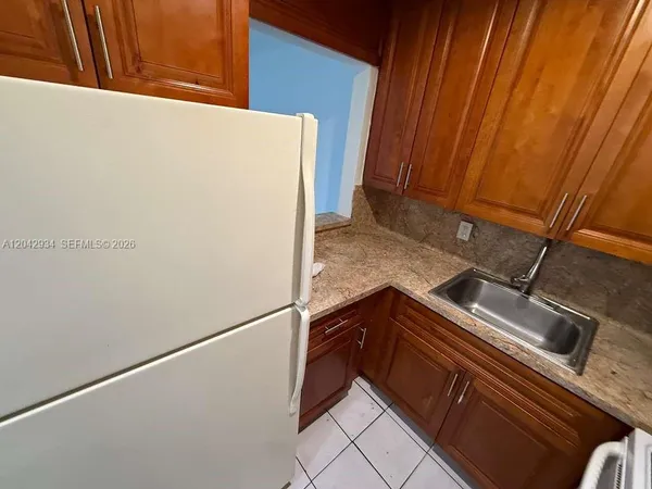 $1,750 | 4370 Northwest 11th Street, Unit 214, Miami, FL 33126