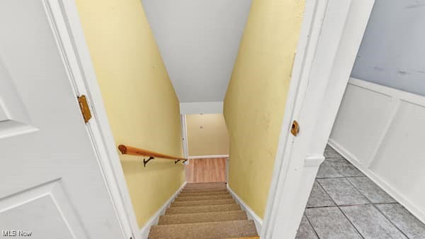 6179 Case Road North Ridgeville, OH 44039 - Photo 19 of 29 Stairway to basement