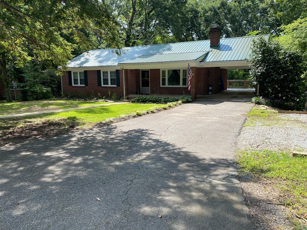 226 Evergreen Road Clarksville, VA 23927 - Photo 2 of 21 Gallery Image 2