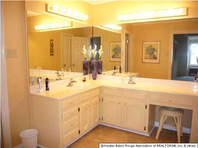 1748 Applewood Road Baton Rouge, LA 70808 - Photo 15 of 19 Gallery Image 15