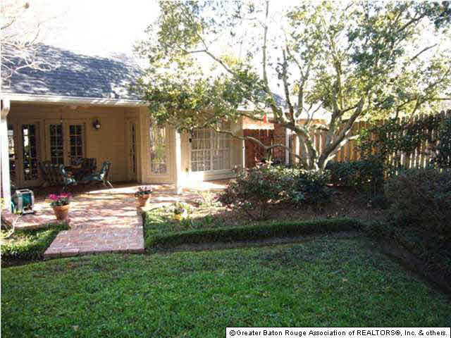 1748 Applewood Road Baton Rouge, LA 70808 - Photo 18 of 19 Gallery Image 18