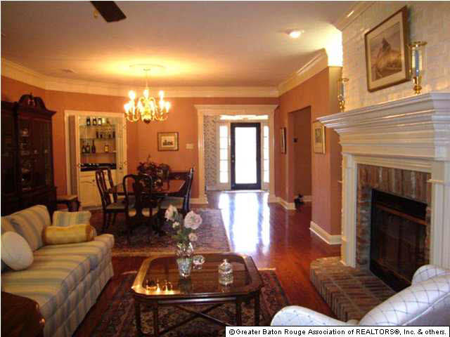1748 Applewood Road Baton Rouge, LA 70808 - Photo 4 of 19 Gallery Image 4