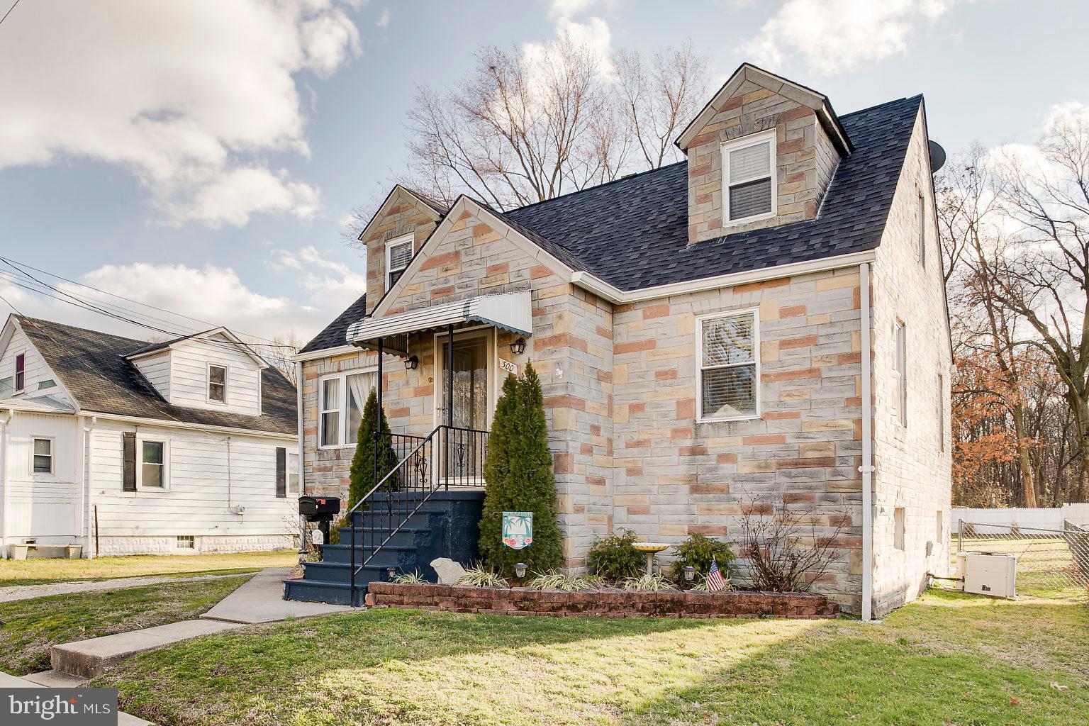 300 Homberg Avenue Baltimore, MD 21221 - Photo 2 of 46 300 Homberg Ave