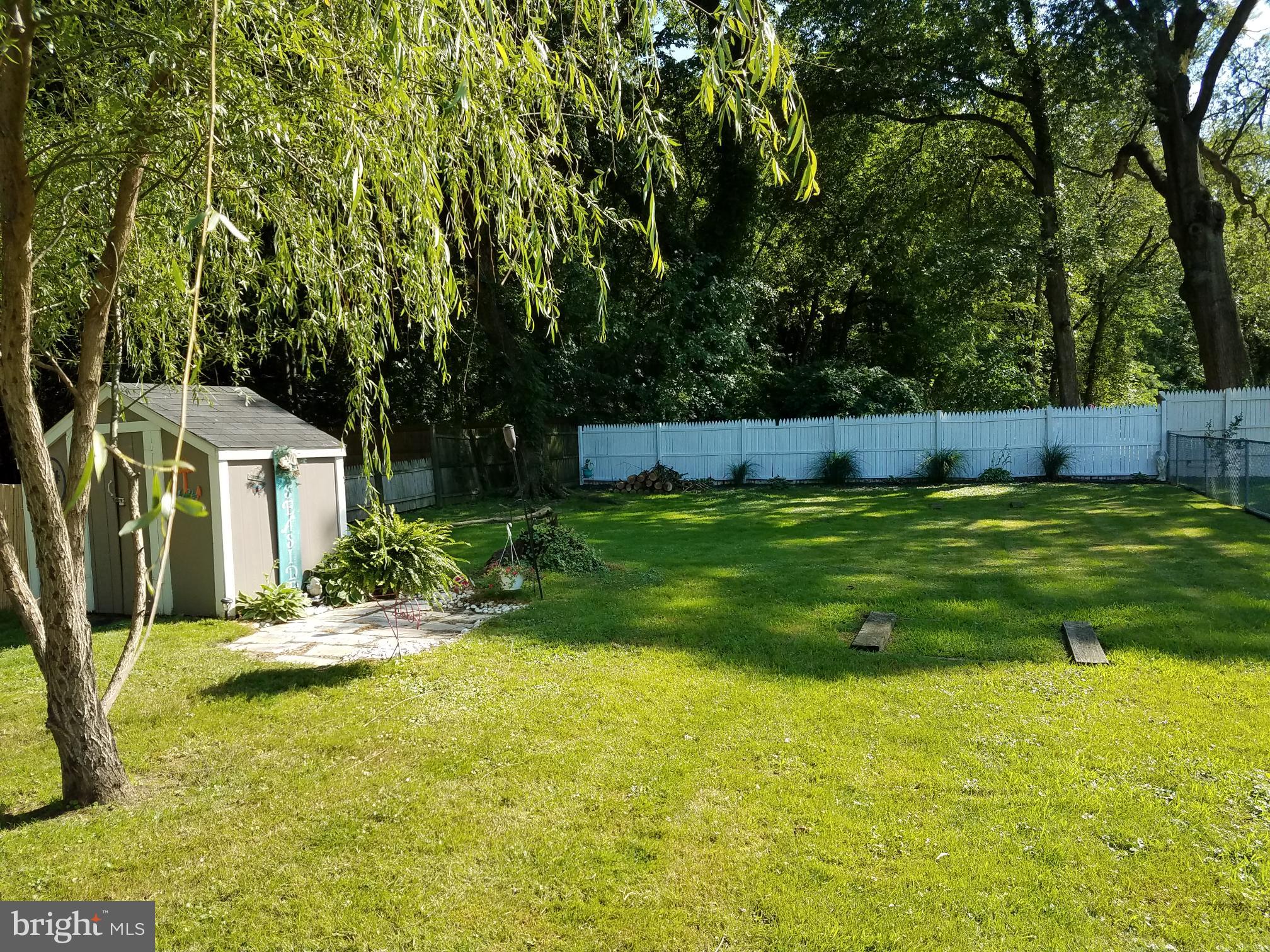 300 Homberg Avenue Baltimore, MD 21221 - Photo 46 of 46 Fenced backyard, shed