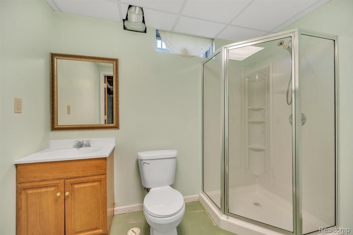 9204 Ridge Road Goodrich, MI 48438 - Photo 32 of 52 32-9204 Ridge Rd.WindowStill-Real-E