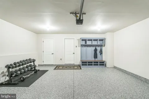 a view of a livingroom with furniture