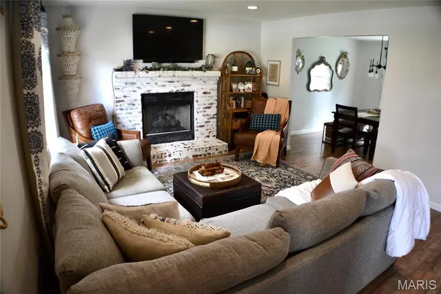 $2,300 | 34 Arbor Springs, Troy, IL 62294