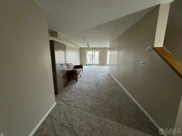 $4,400 | 18 East Countryside Drive, Princeton, NJ 08540
