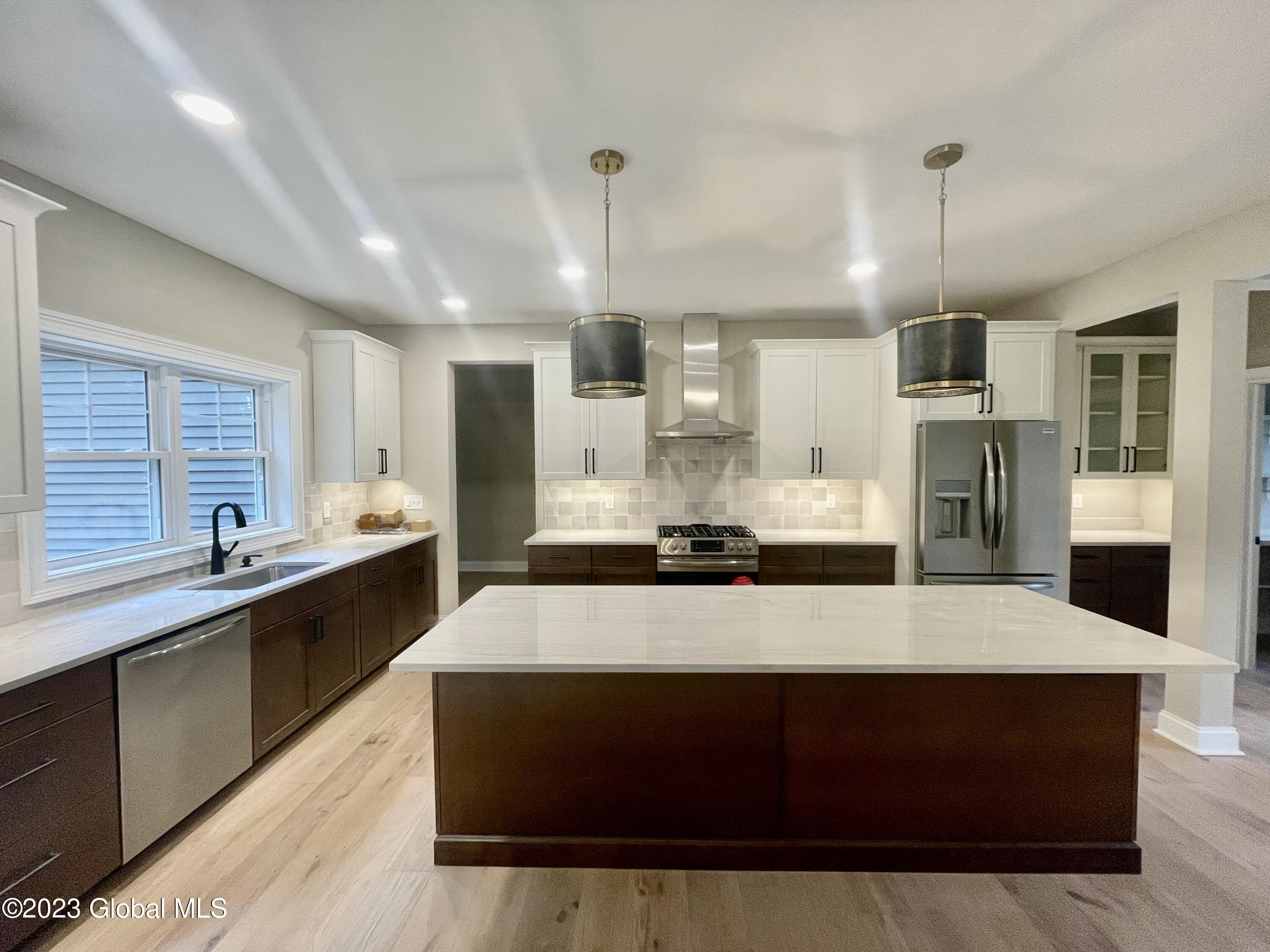 5 Burnham Road Wilton, NY 12831 - Photo 20 of 44 Full Kitchen