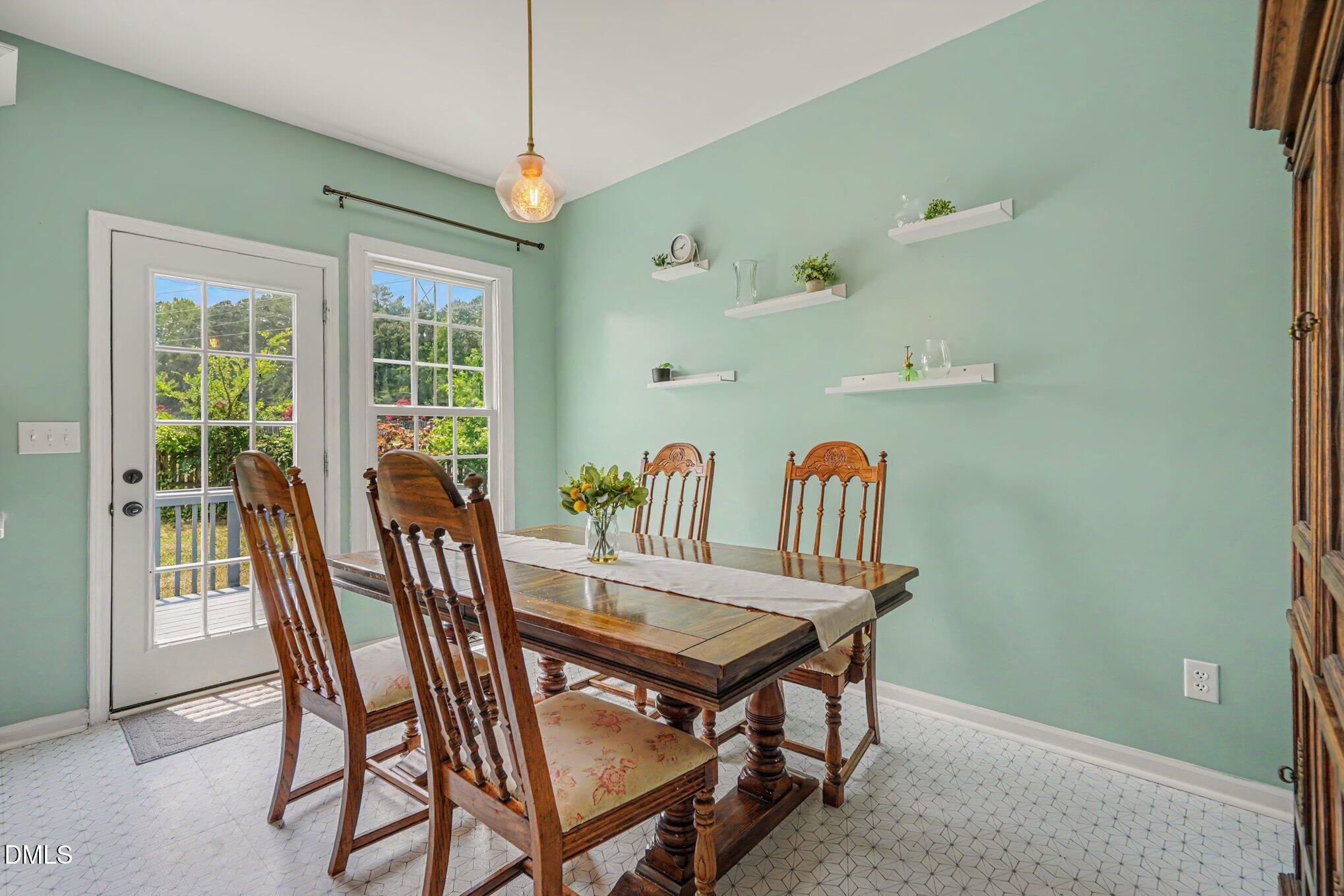 1900 Jupiter Hills Court Raleigh, NC 27604 - Photo 11 of 35 010_file_9043