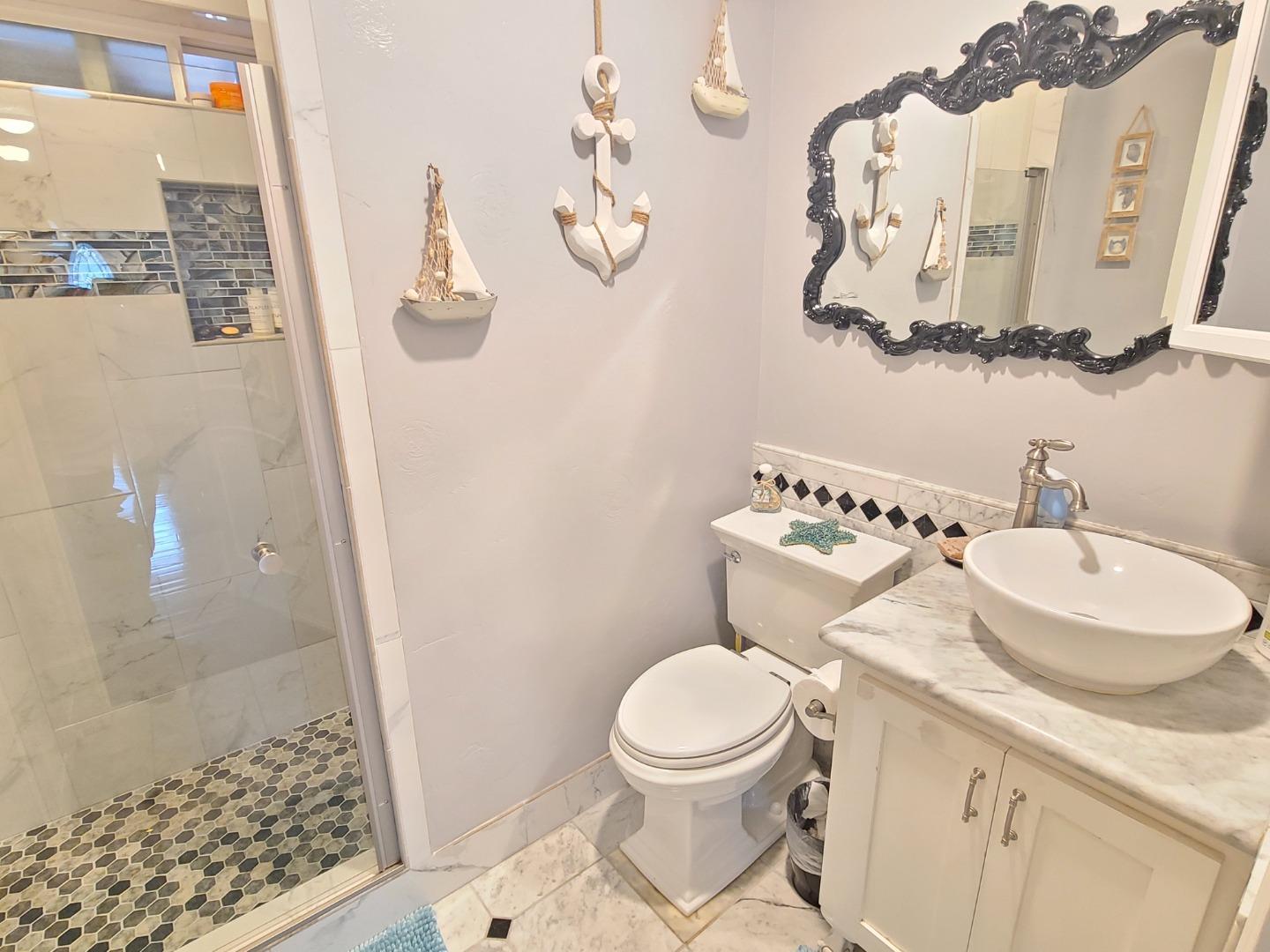 329 Elkhorn Road Watsonville, CA 95076 - Photo 5 of 9 Gallery Image 5