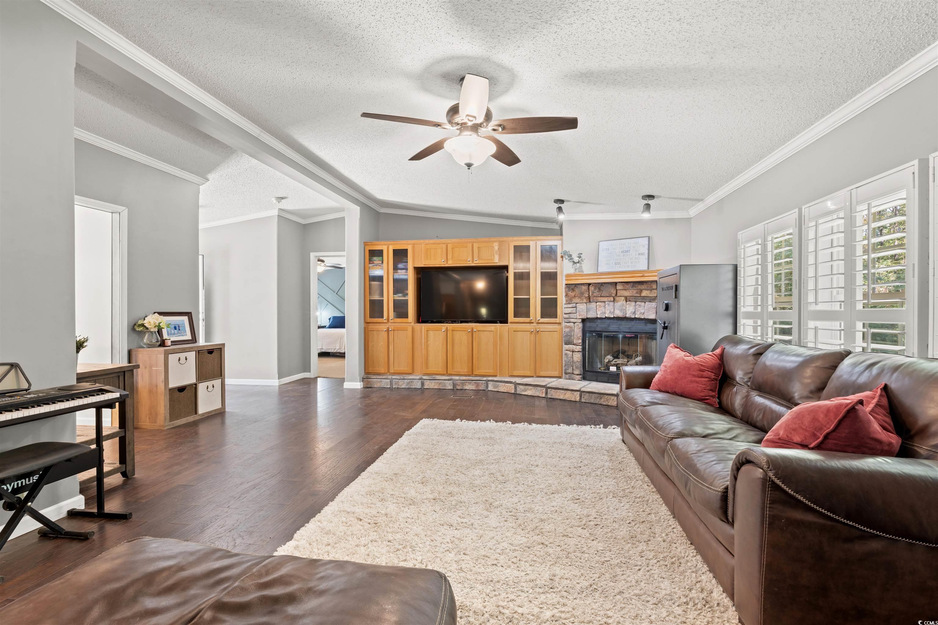 183 Sing Avenue Conway, SC 29527 - Photo 4 of 40