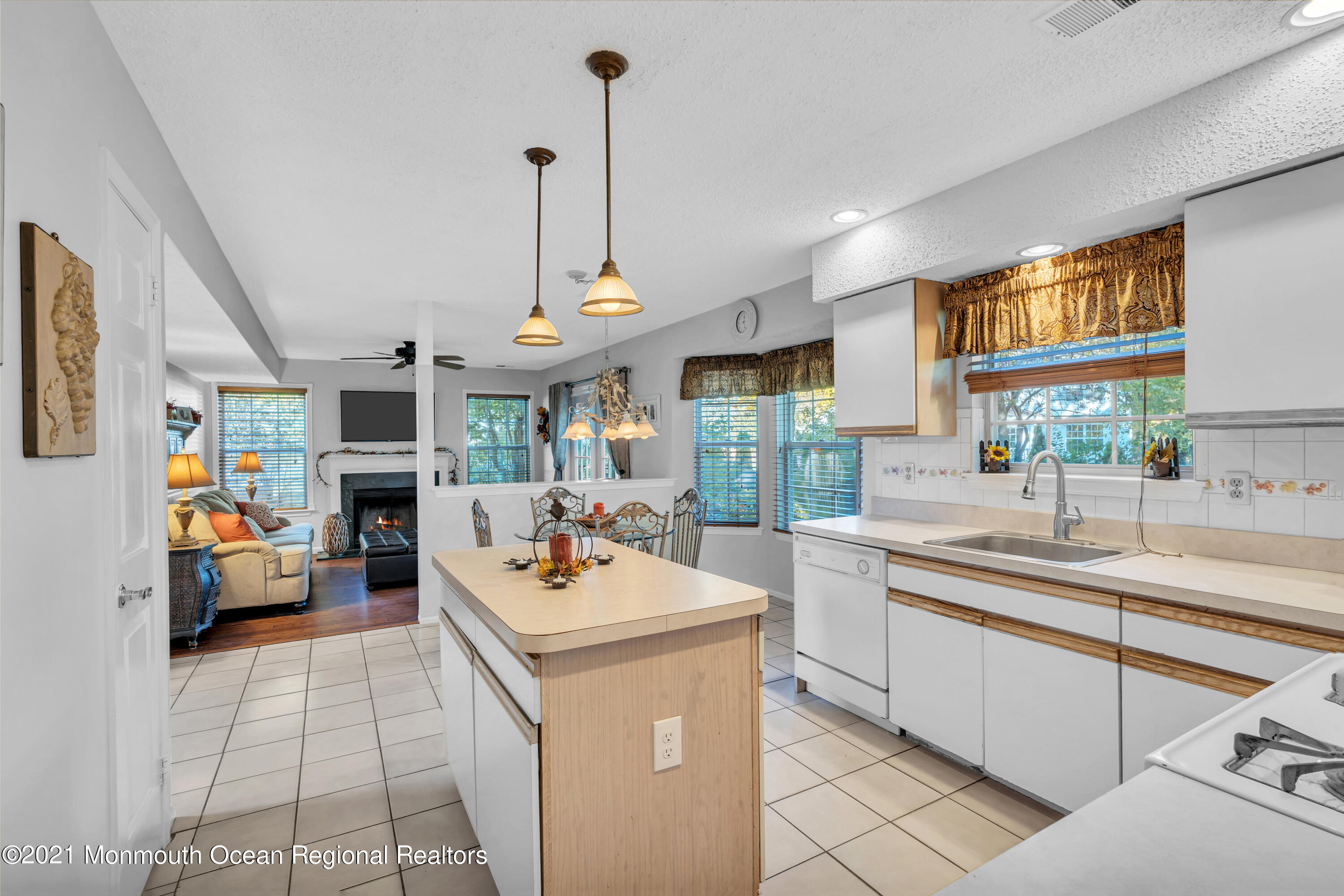 10 Roe Court Brick, NJ 08724 - Photo 16 of 74 018_dsc00151-1