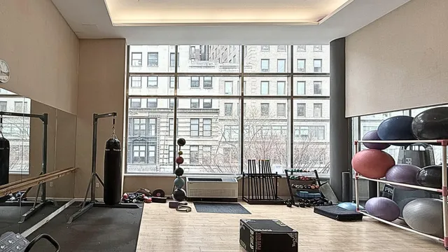 $1,699,000 | 325 5th Avenue, Unit 14C | Midtown South