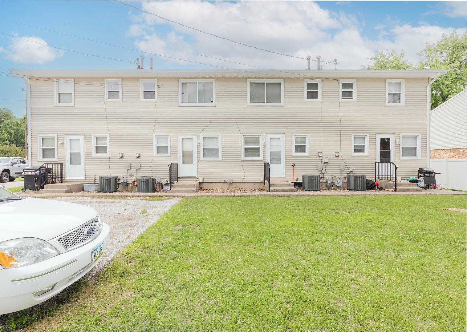 100 West Spring Street Eldridge, IA 52748 - Photo 4 of 46