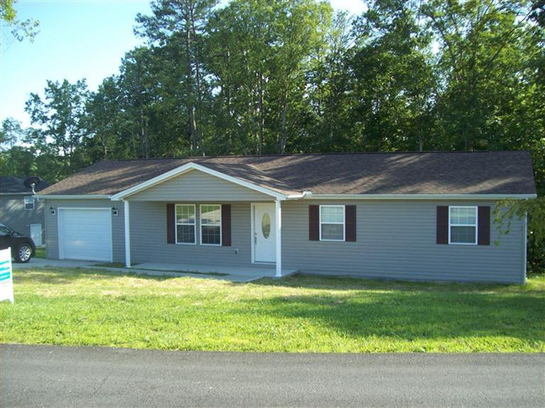 1979 Holly Grove Road Corbin, KY 40701 - Photo 17 of 22 Front View