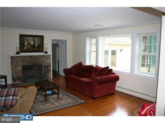 13 Devon Road Malvern, PA 19355 - Photo 10 of 12 Living Room