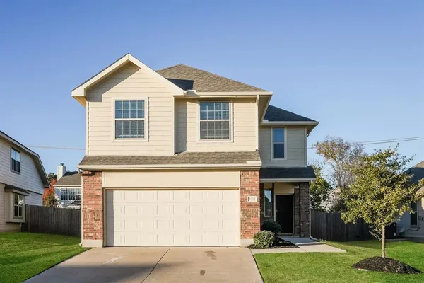 $2,340 | 8208 Runner Oak Lane, Fort Worth, TX 76123