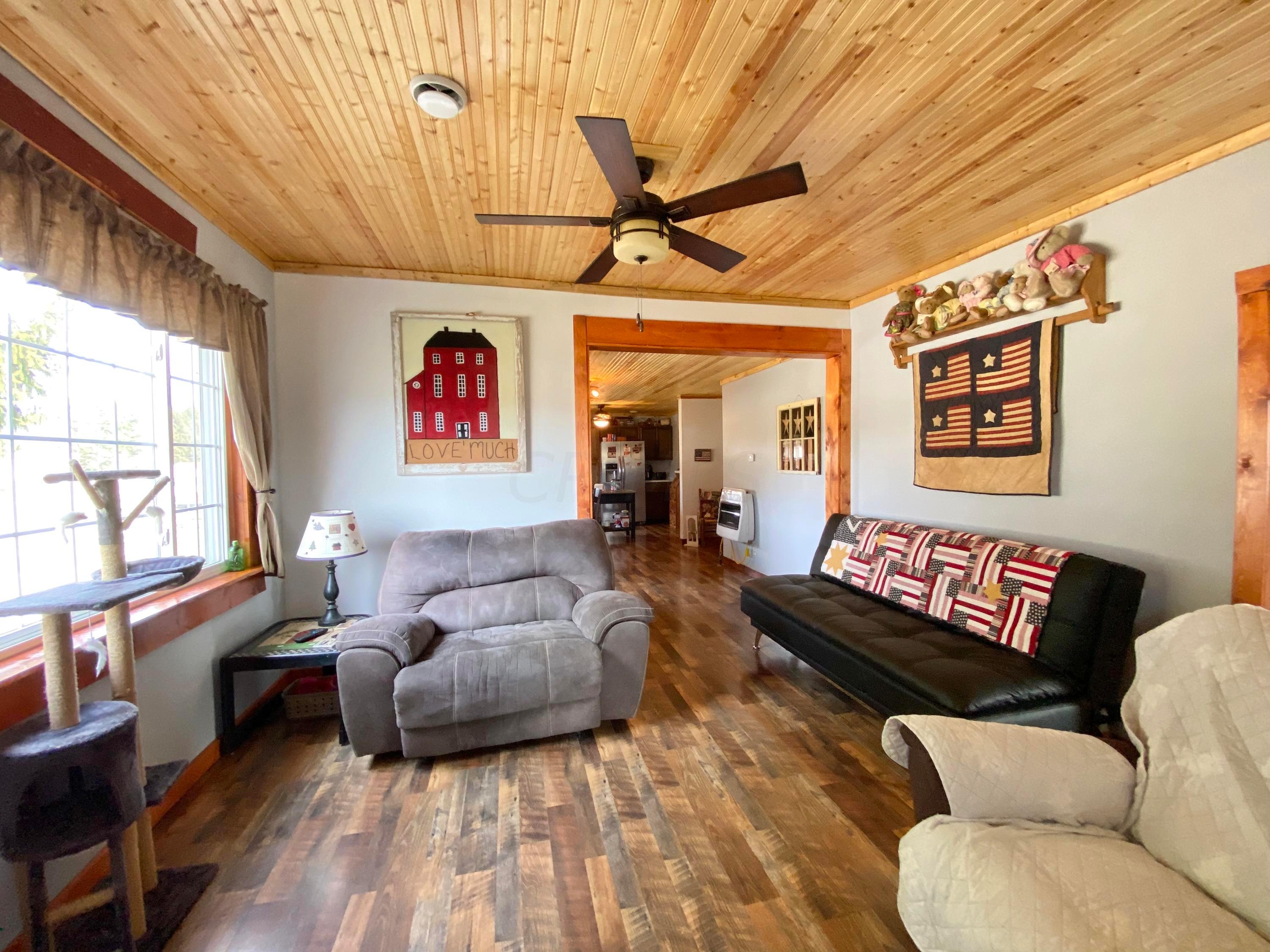 27225 Miller Road Rockbridge, OH 43149 - Photo 4 of 10 Gallery Image 4