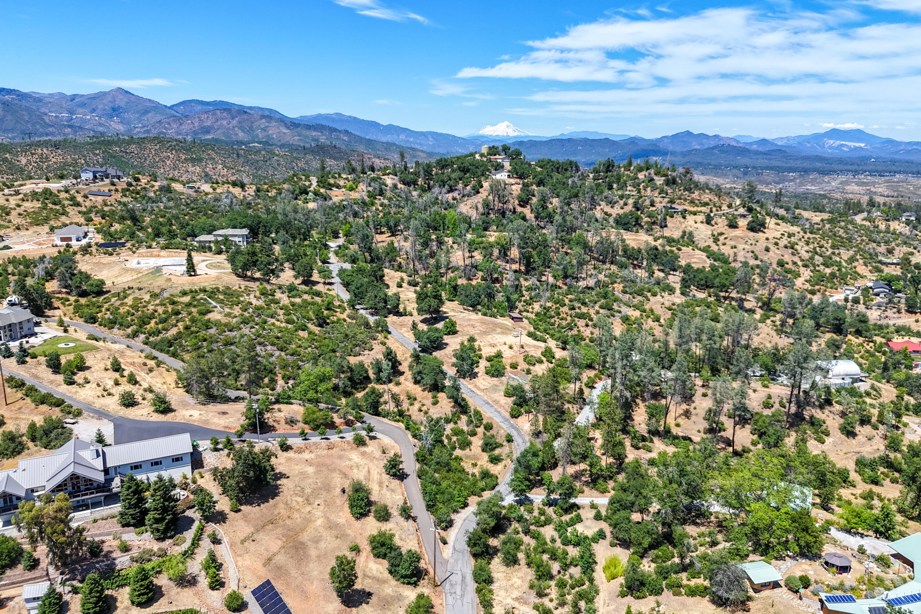 15809 Old Stage Coach Road Redding, CA 96001 - Photo 24 of 44 a view of a city with a mountain