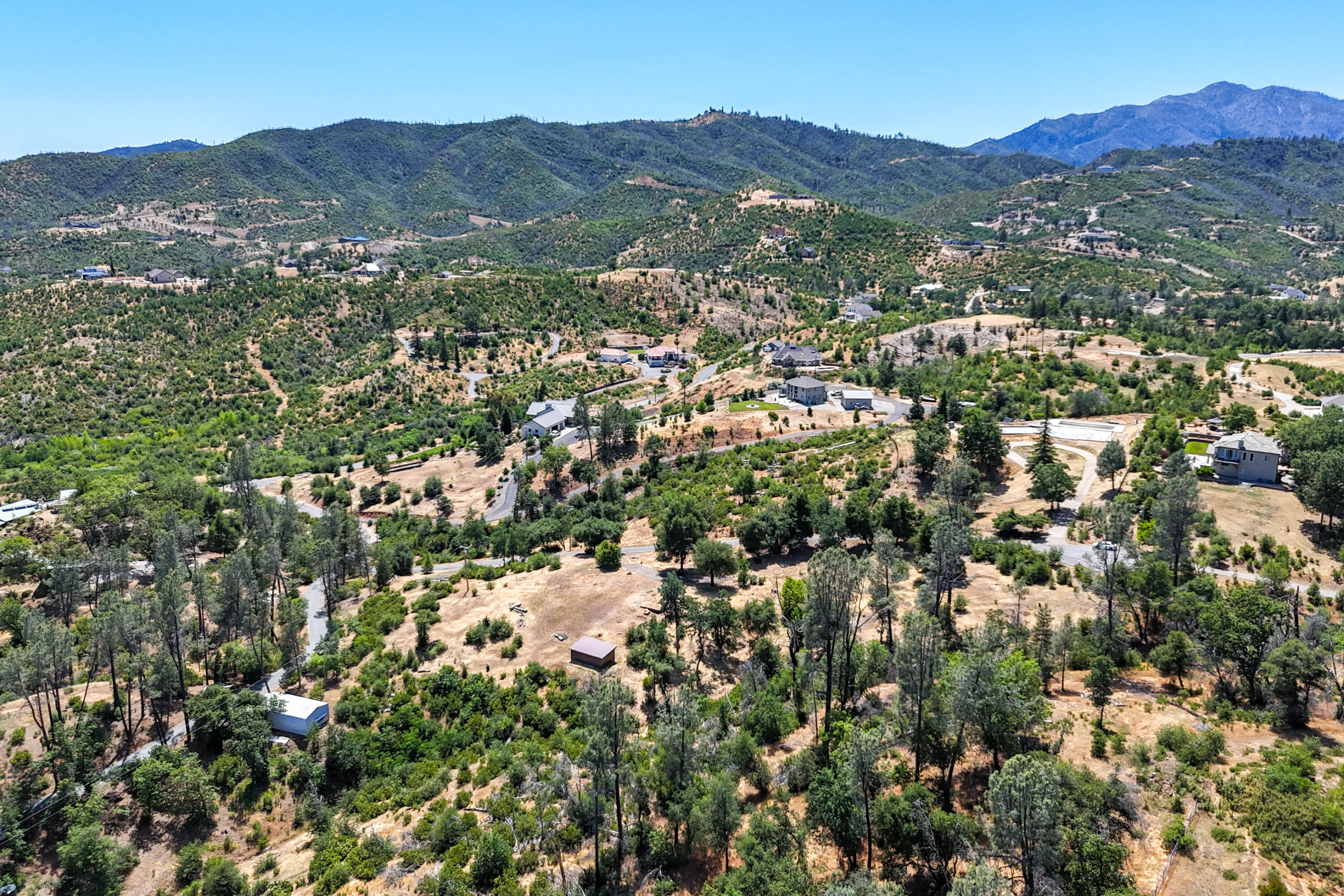 15809 Old Stage Coach Road Redding, CA 96001 - Photo 27 of 44 an aerial view of residential house and green space