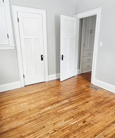 $129,000 | 1619 North Court Street, Rockford, IL 61103