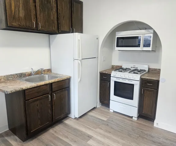 $129,000 | 1619 North Court Street, Rockford, IL 61103