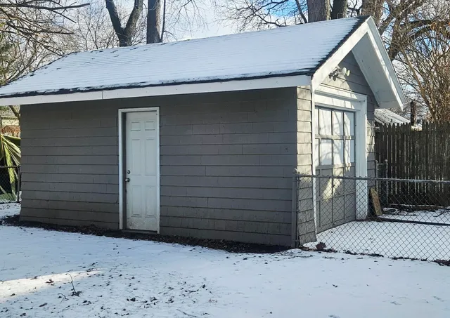 $129,000 | 1619 North Court Street, Rockford, IL 61103