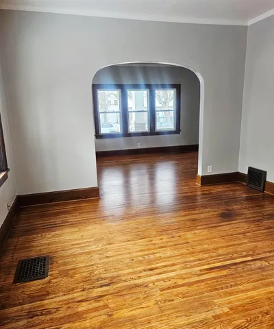 $129,000 | 1619 North Court Street, Rockford, IL 61103