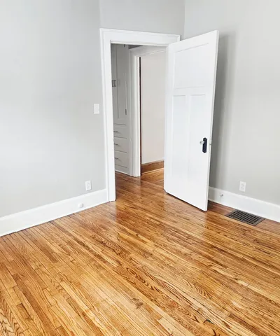 $129,000 | 1619 North Court Street, Rockford, IL 61103