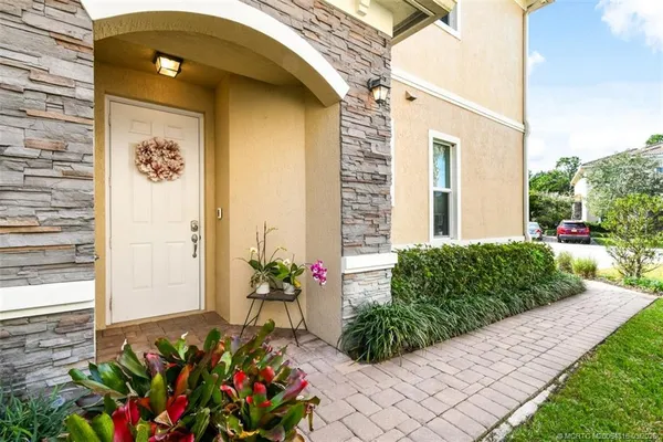 $450,000 | 6273 Southeast Fauna Terrace, Hobe Sound, FL 33455