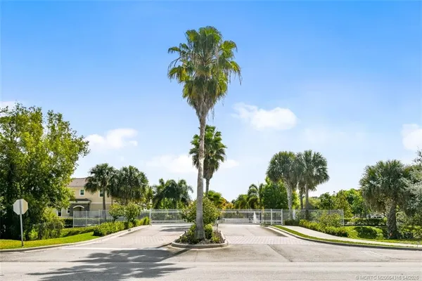 $450,000 | 6273 Southeast Fauna Terrace, Hobe Sound, FL 33455