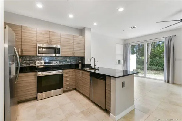 $450,000 | 6273 Southeast Fauna Terrace, Hobe Sound, FL 33455