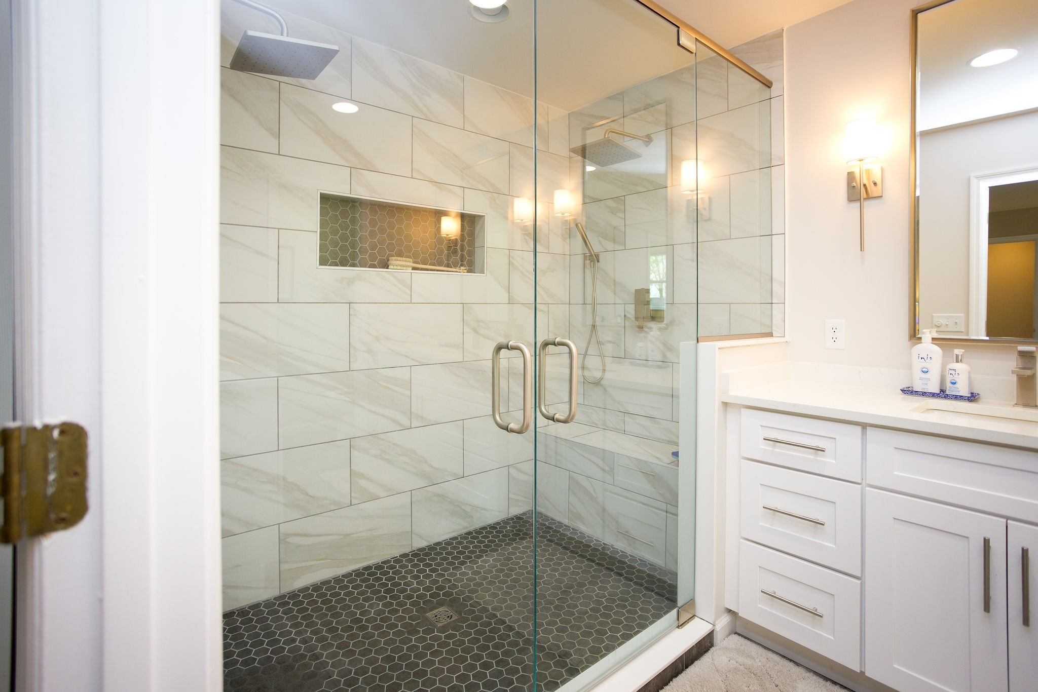 1747 Allen Ferry Road Smithville, TN 37166 - Photo 19 of 45 a bathroom with a shower