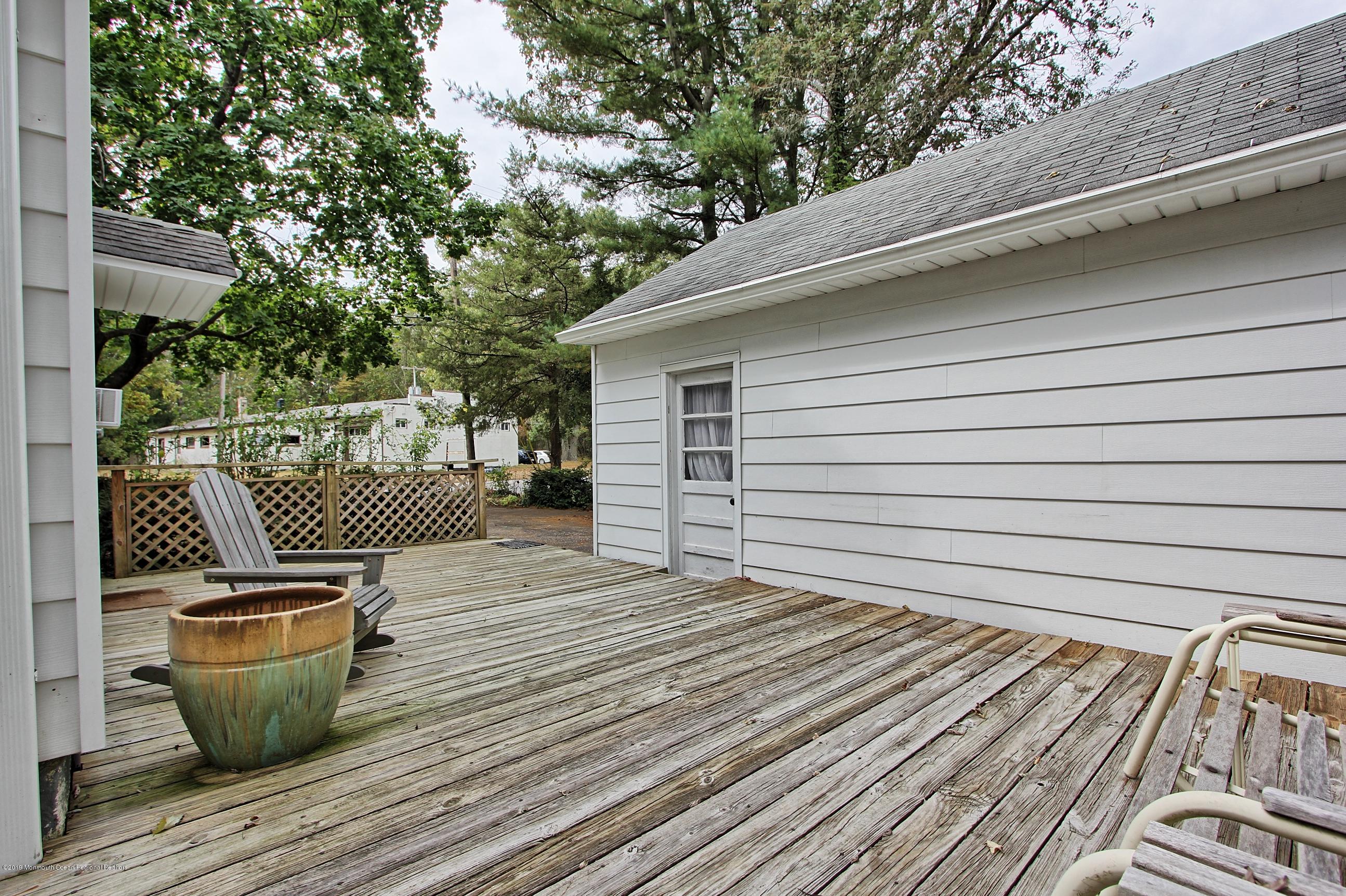 500 Hyson Road Jackson, NJ 08527 - Photo 22 of 30 a view of outdoor space and yard