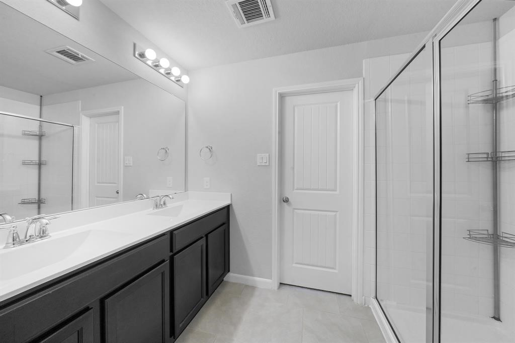 2130 Mirror Ridge Court Texas City, TX 77568 - Photo 13 of 21