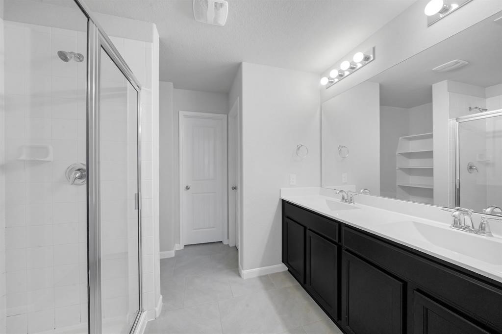 2130 Mirror Ridge Court Texas City, TX 77568 - Photo 14 of 21